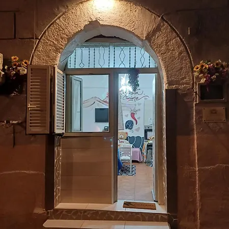 Nyaraló La Casetta Di Ciacione Piazza Del Plebiscito Nápoly