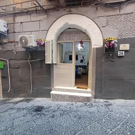 La Casetta Di Ciacione Piazza Del Plebiscito Naples